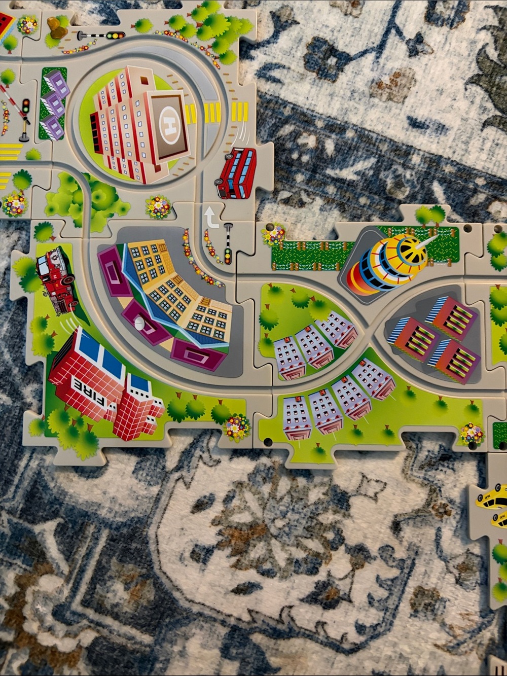 Train Puzzle Set - Picture 4 of 7